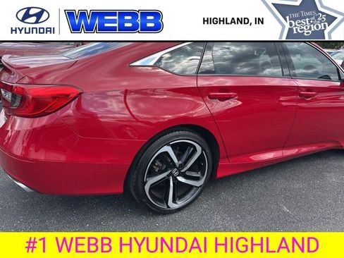 Used 2018 Honda Accord Sport image 15