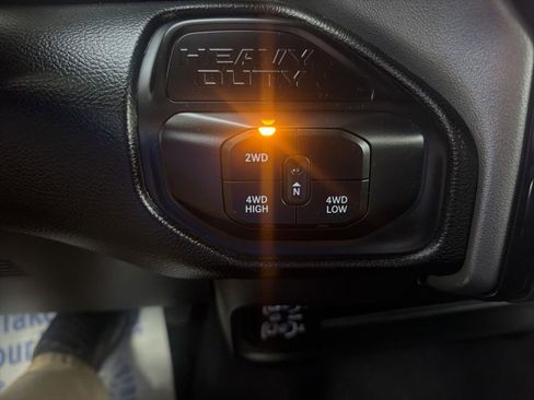 Used 2025 RAM 2500 Big Horn AWD/4WD image 14