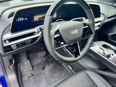 New 2026 Cadillac Lyriq Premium Sport w/ LPO, Floor Liner Package image 20