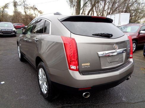 Used 2011 Cadillac SRX Luxury image 7