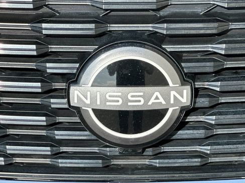 Used 2023 Nissan Rogue S FWD image 38