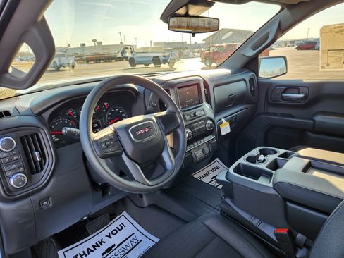 New 2026 GMC Sierra 1500 Pro w/ Pro Value Package AWD/4WD image 8