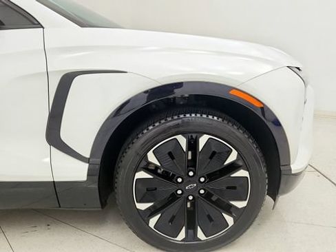 Used 2024 Chevrolet Blazer EV RS AWD/4WD image 21