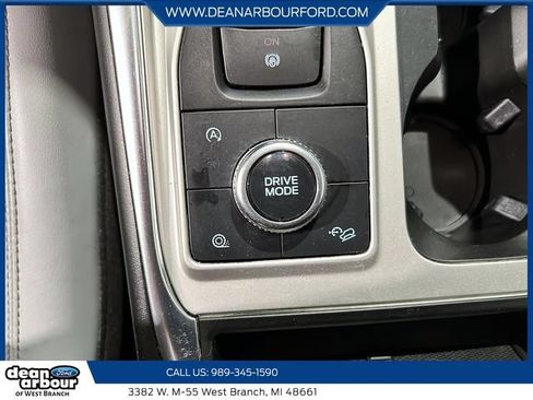 Used 2021 Ford Explorer XLT w/ Equipment Group 202A AWD/4WD image 16