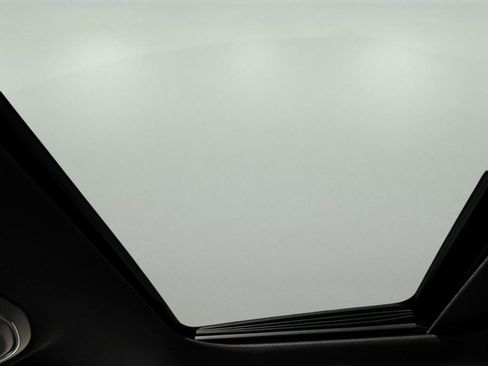 Used 2024 Jeep Grand Cherokee L Altitude image 29