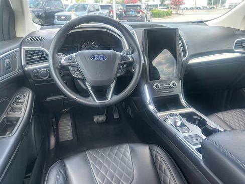 Certified 2024 Ford Edge Titanium AWD/4WD image 25