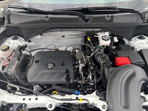 Used 2025 Chevrolet TrailBlazer LT image 30