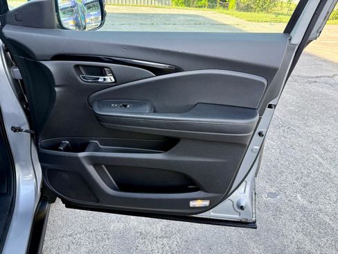 Used 2016 Honda Pilot Elite image 32