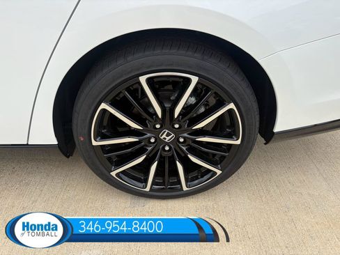 New 2026 Honda Accord Hybrid Touring image 18