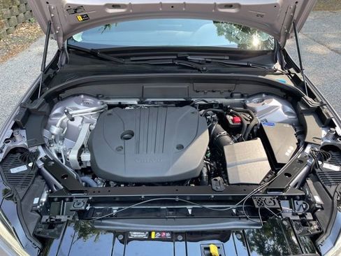 Certified 2026 Volvo XC60 B5 Plus w/ Climate Package AWD/4WD image 26