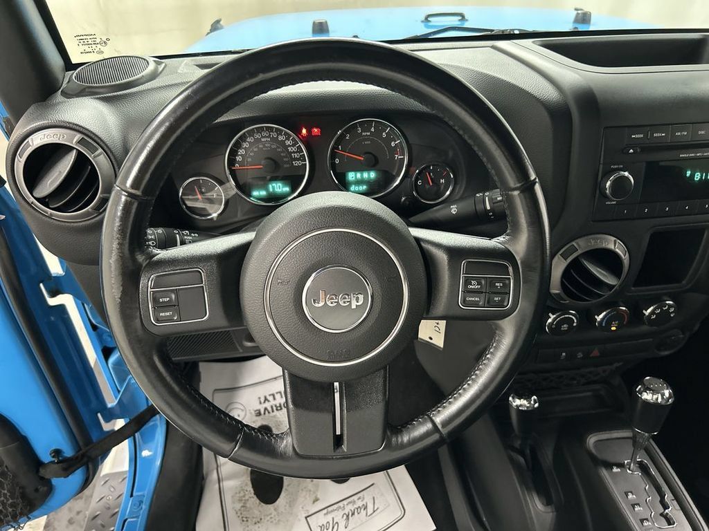 Used 2018 Jeep Wrangler Unlimited Sport AWD/4WD image 4