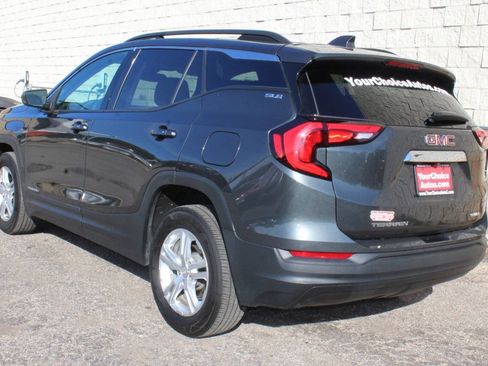Used 2020 GMC Terrain SLE w/ Driver Convenience Package AWD/4WD image 3
