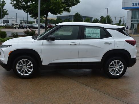New 2026 Chevrolet TrailBlazer LS w/ LS Confidence Package FWD image 9
