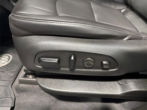 Used 2020 Buick Enclave Avenir w/ Avenir Technology Package image 13