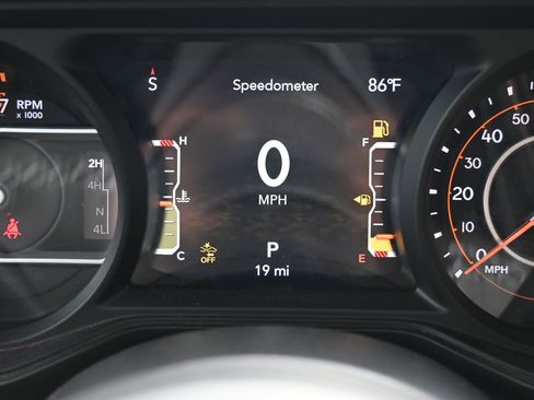 New 2026 Jeep Gladiator Willys image 9