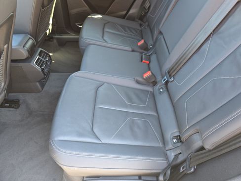 Used 2020 Audi Q3 2.0T Premium Plus image 15