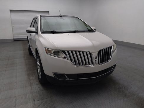 Used 2015 Lincoln MKX FWD w/ Equipment Group 102A image 14