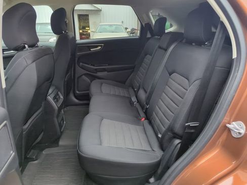 Used 2017 Ford Edge SEL image 29