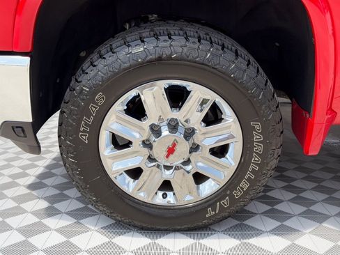 Used 2024 Chevrolet Silverado 2500 LT w/ Convenience Package RWD image 13