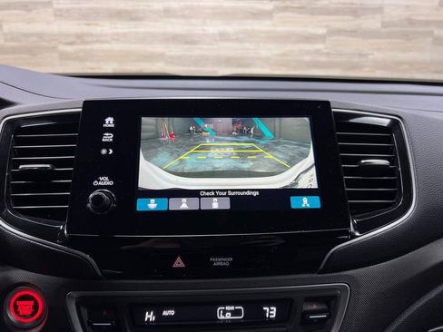 Used 2022 Honda Pilot TrailSport image 9