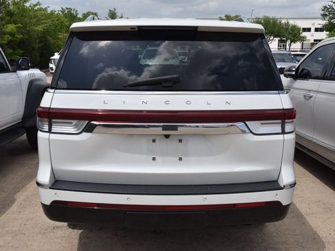 Certified 2024 Lincoln Navigator Reserve AWD/4WD image 6