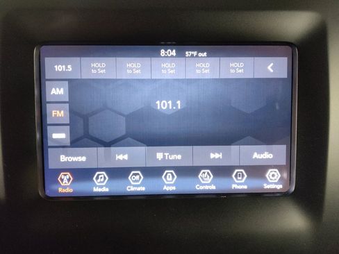 Used 2020 Jeep Cherokee Latitude Plus w/ Cold Weather Group AWD/4WD image 25