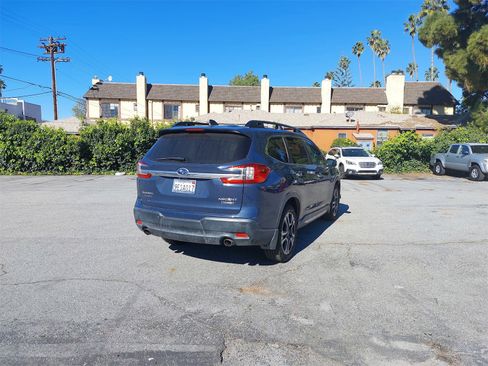 Used 2023 Subaru Ascent Touring image 7