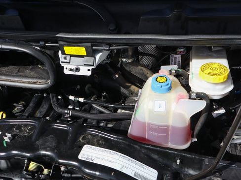 Used 2023 RAM ProMaster 2500 image 17