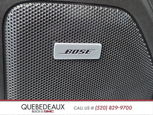 Used 2022 GMC Sierra 2500 AT4 w/ AT4 Premium Plus Package AWD/4WD image 11
