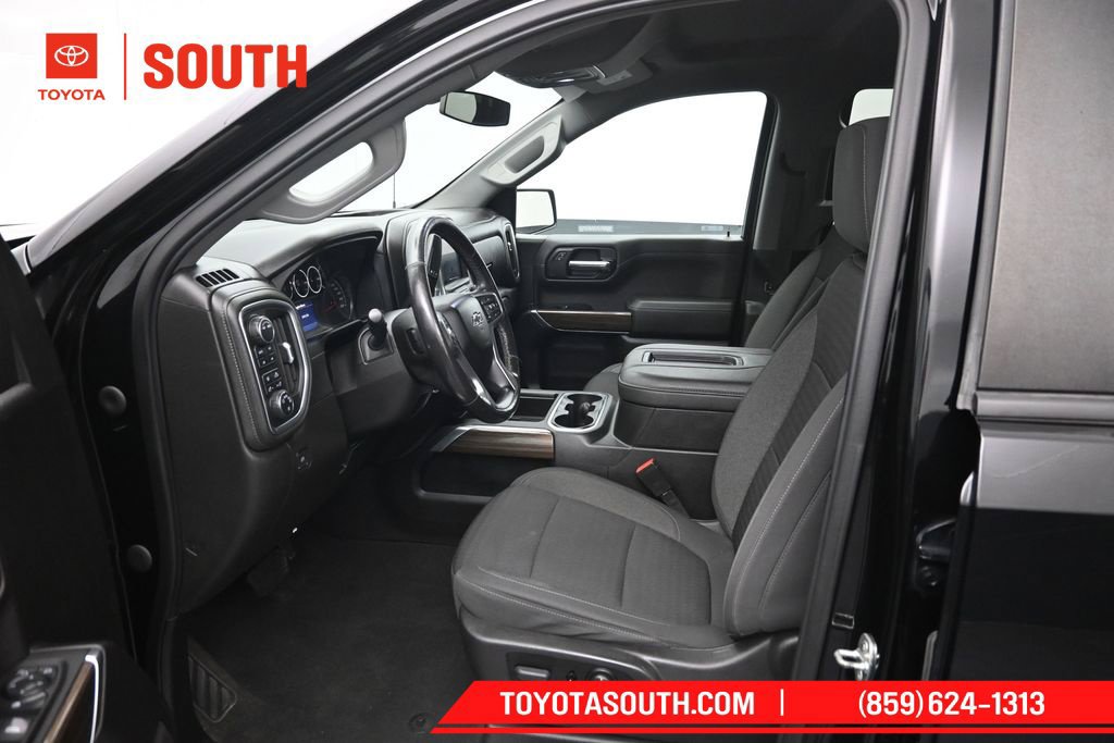 Used 2021 Chevrolet Silverado 1500 RST w/ Z71 Off-Road Package AWD/4WD image 9