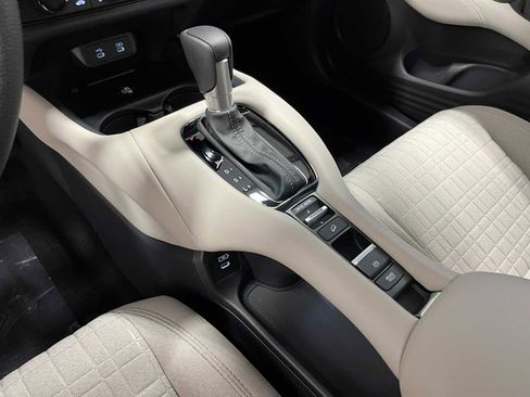 New 2026 Honda HR-V LX image 20