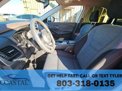 Used 2023 Nissan Rogue SV image 7