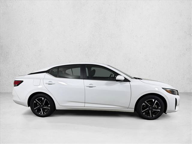 Used 2025 Nissan Sentra SV FWD image 2