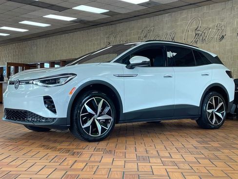 Used 2023 Volkswagen ID.4 Pro S image 5