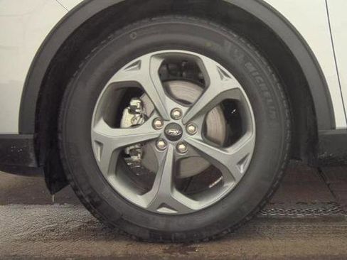 Used 2025 Ford Escape ST-Line w/ Equipment Group 301A image 6