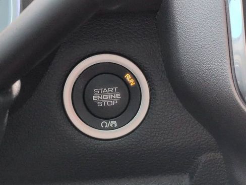 Used 2025 RAM 2500 Laramie image 28