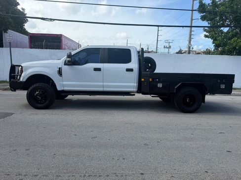 Used 2019 Ford F350 XL w/ Power Equipment Group AWD/4WD image 2