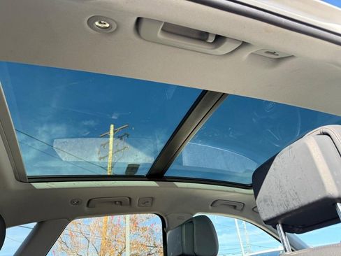 Used 2018 Audi Q5 Prestige w/ Prestige Package image 11