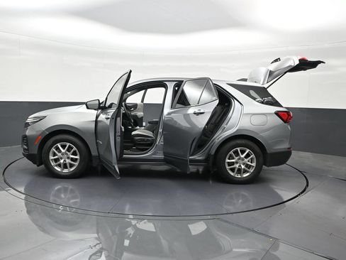 Used 2023 Chevrolet Equinox LS w/ LS Convenience Package FWD image 36