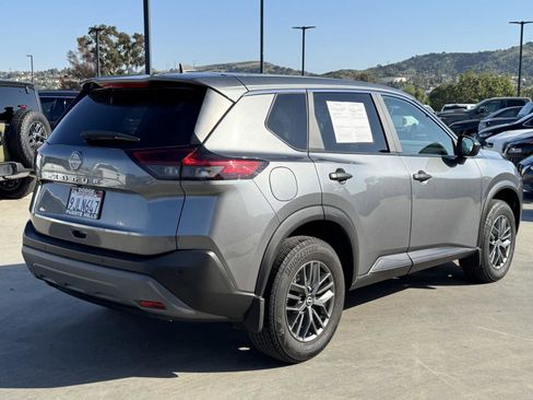 Used 2023 Nissan Rogue S FWD image 6