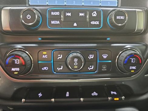Used 2018 Chevrolet Silverado 1500 LT w/ All Star Edition AWD/4WD image 22