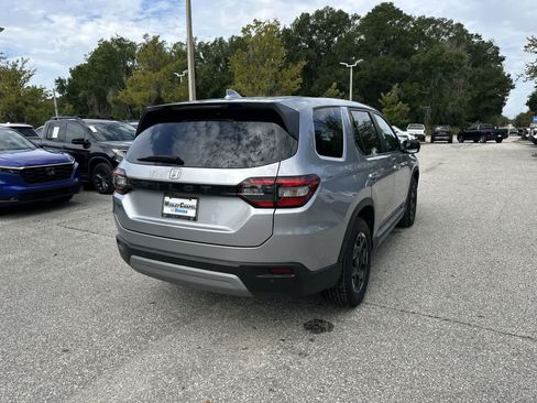 Used 2025 Honda Pilot EX-L image 6