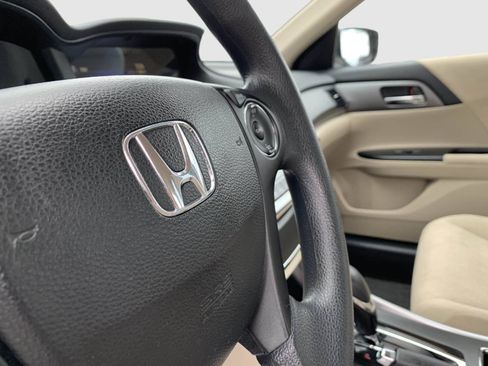 Used 2013 Honda Accord LX image 42