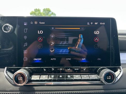 New 2026 Chevrolet Colorado LT w/ LT Convenience Package AWD/4WD image 26