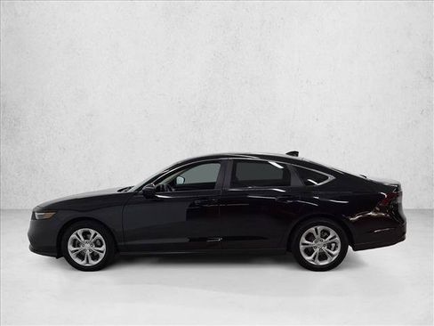 Used 2025 Honda Accord LX image 9