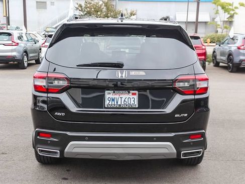 Used 2024 Honda Pilot Elite image 6