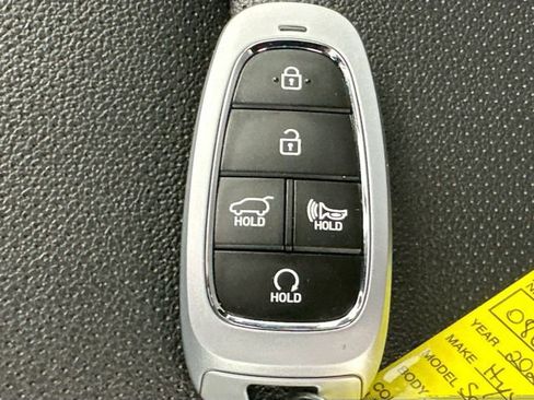 Used 2024 Hyundai Santa Cruz XRT image 17