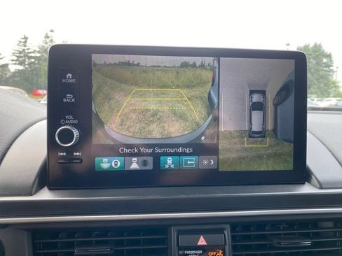 Used 2024 Honda Pilot Elite image 18