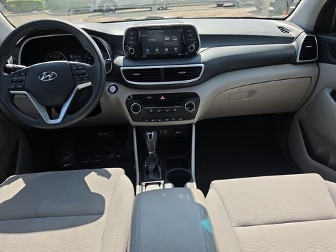 Used 2021 Hyundai Tucson Value FWD image 12