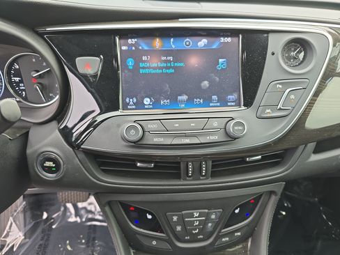 Used 2020 Buick Envision Premium image 20